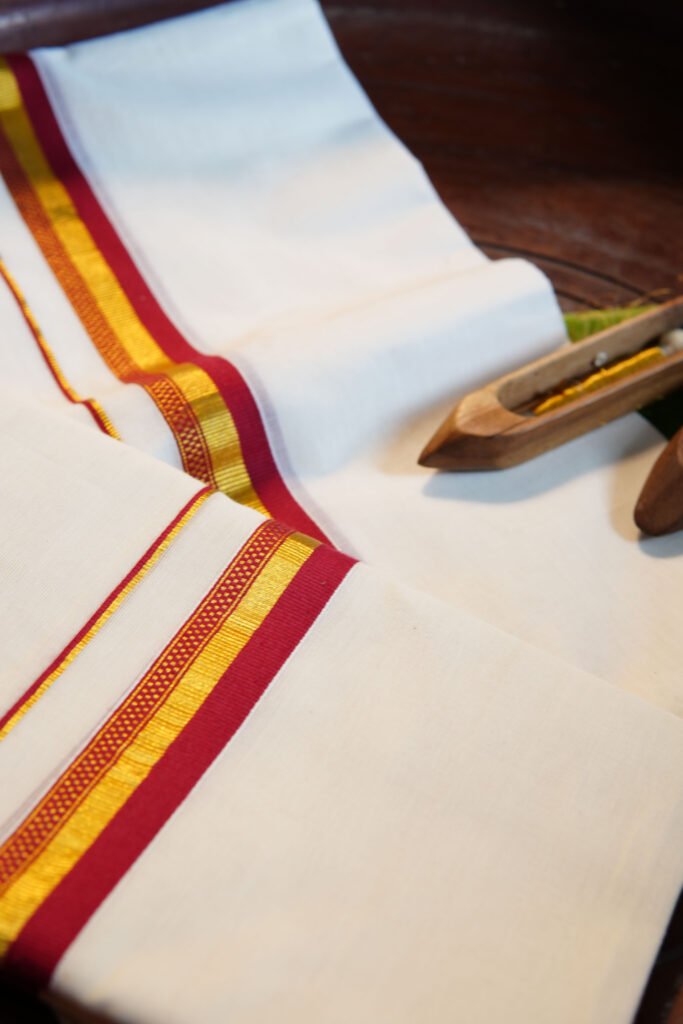 Set Mundu